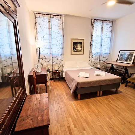 Ht Casa Dell'architetto In Centro Storico Апартаменты *